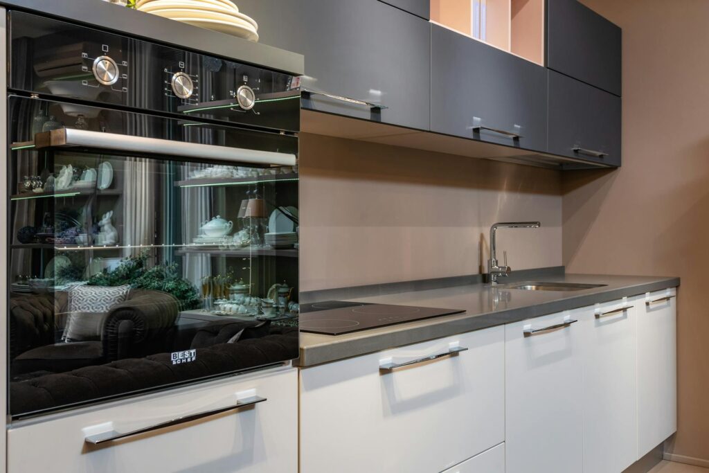 A beautiful modern kitchen